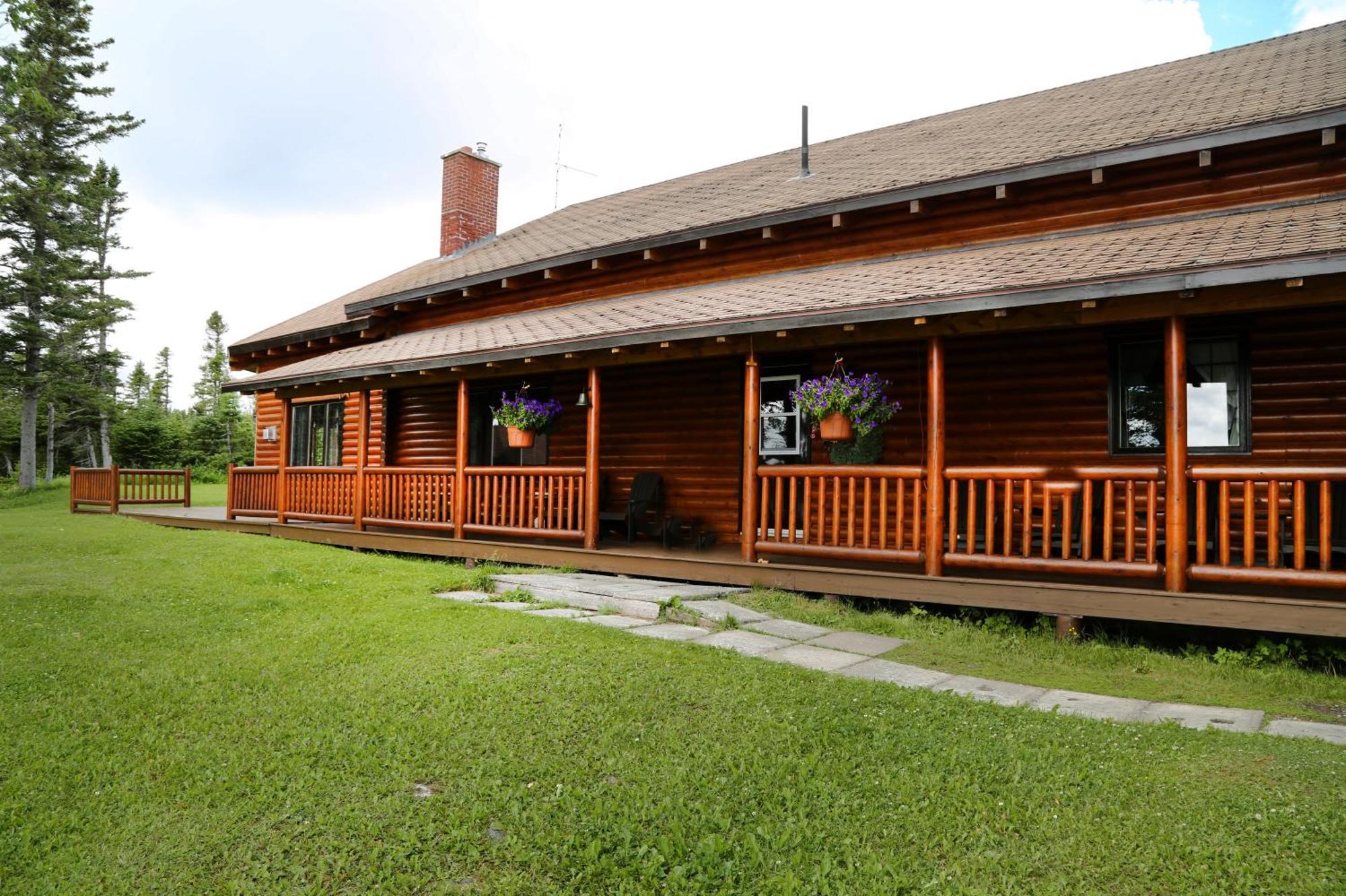 Tuckamore Lodge Main Brook Exterior photo